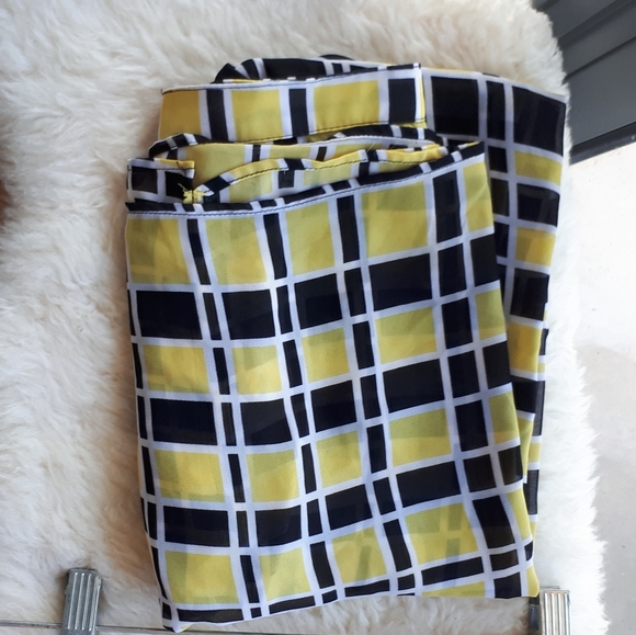 Nasty Gal long yellow maxi - Picture 4 of 11